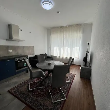 Tmj 2 * Dusseldorf